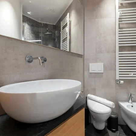 Navigli Porta Genova Eleganza E Comfort Nel Cuore Di Milánó
